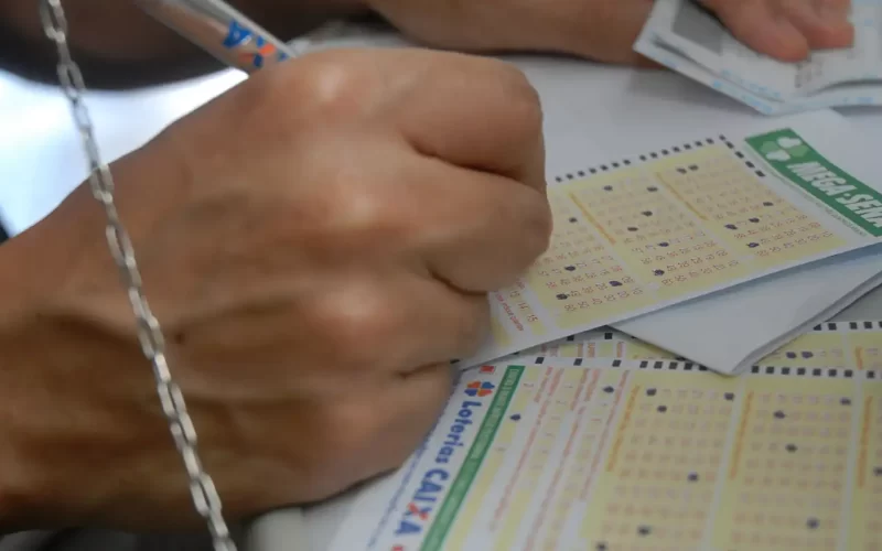 Mega-Sena acumula para R$ 76 milhões; confira os números sorteados