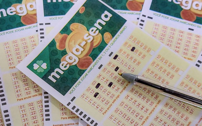 Mega-Sena acumula e pagará R$ 32 milhões na terça; confira dezenas