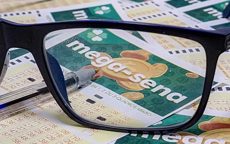 Mega-Sena acumula para R$ 52 milhões; veja os números sorteados