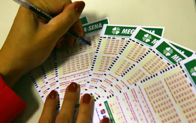 Mega-Sena acumula para R$ 82 milhões; confira os números sorteados